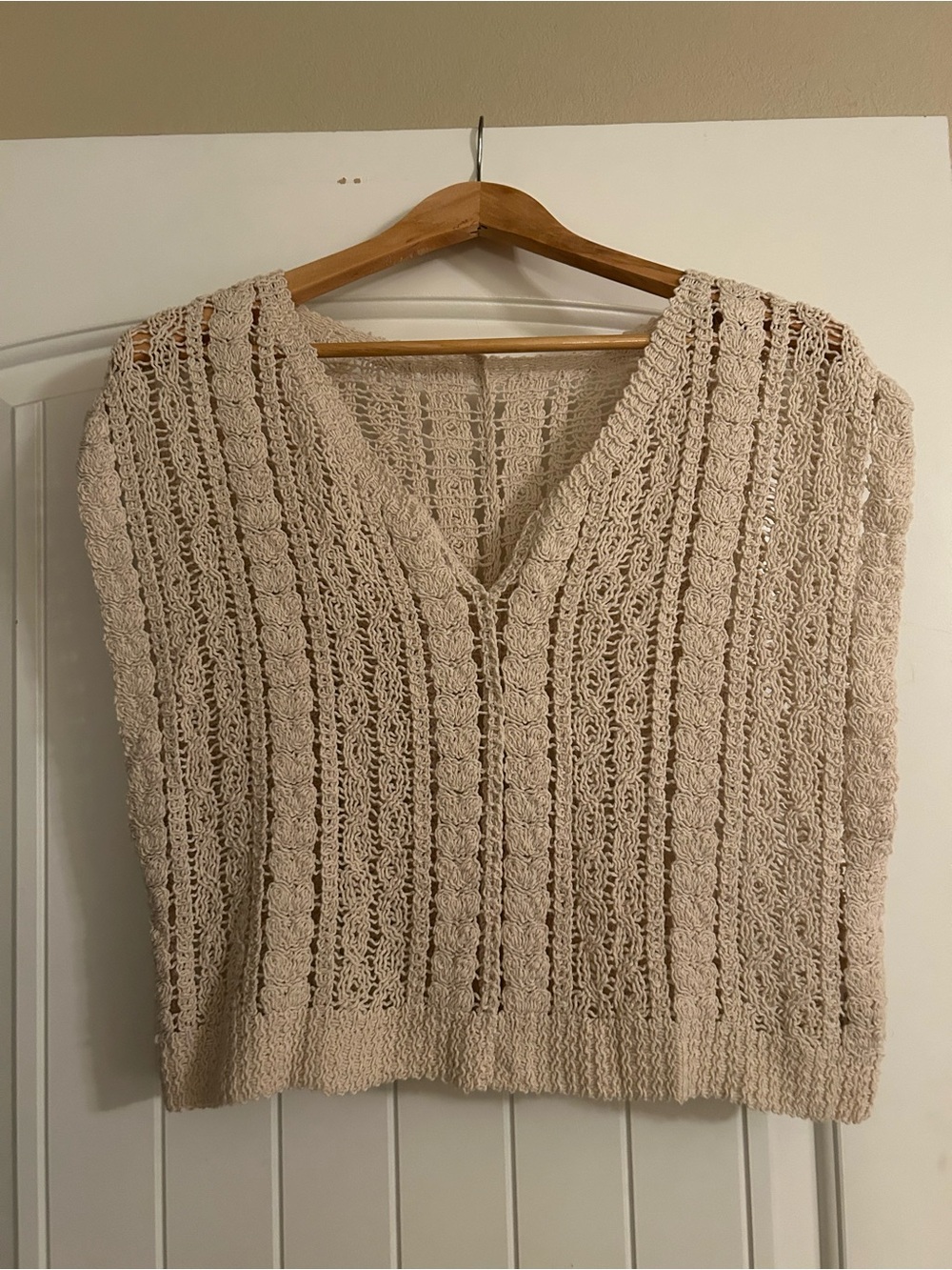 V-Neck Cropped Crochet Knit Sweater Vest in Cream
